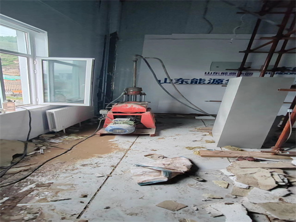 天镇地基基础下沉墙体裂缝加固注浆顶升施工